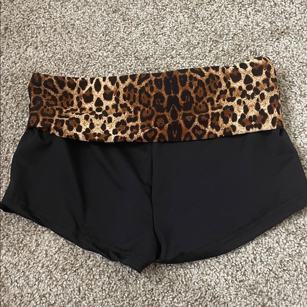Leopard Print Black Women's Shorts